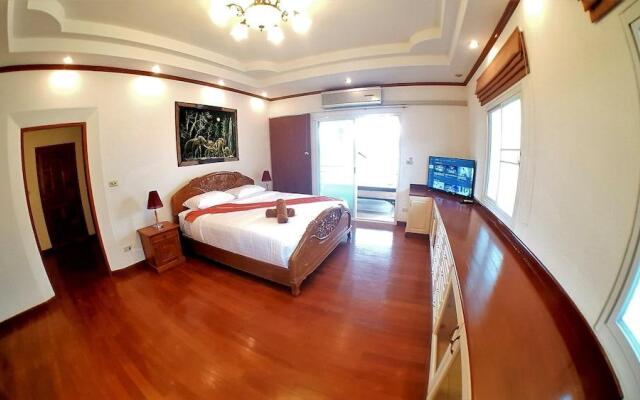 Land34 Pool Villa Pattaya - 6 Bedrooms