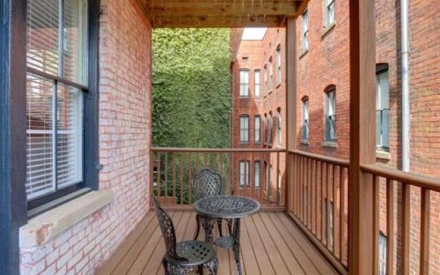 Lafayette Row Unit 2