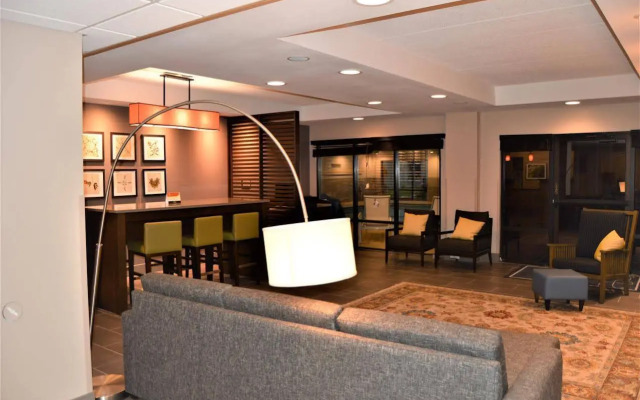 Country Inn & Suites by Radisson, La Crosse, WI