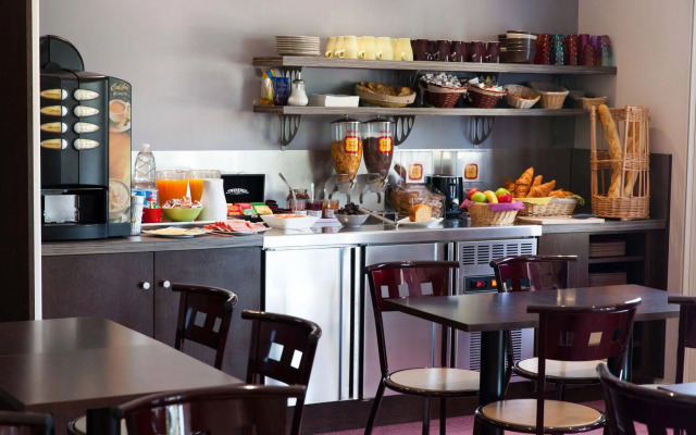 The Originals Access, Hôtel Bordeaux Lac