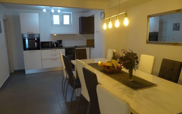 Villa am Meer für 12 Personen mit Pool