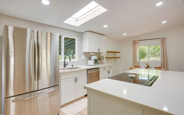 Mtn Views: Bright & Airy Sedona Home!