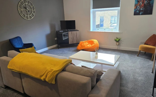 3 bed Apartment in Huddersfield