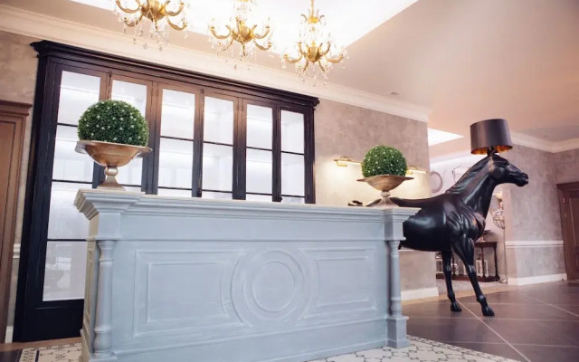 Отель Golden Horse