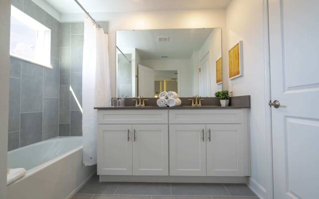 Wonderful 4Bd | Pool |Close To Disney | 2669