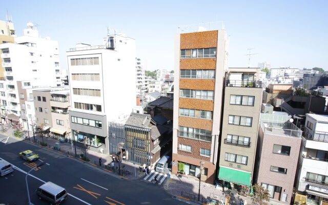 Castle Apartment Nezu