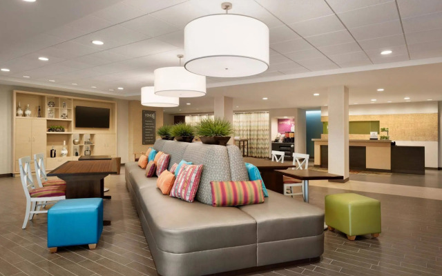 Home2 Suites By Hilton Milwaukee Brookfield