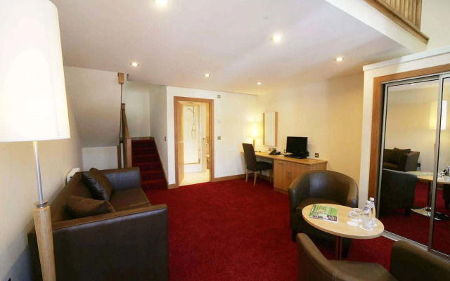 Woodland Bay Hotel