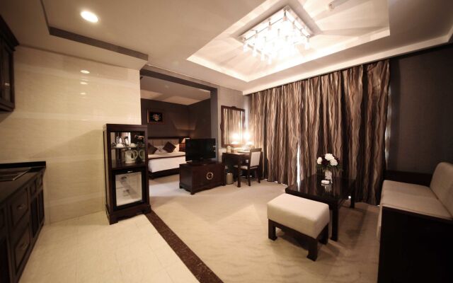 Level Haiphong Hotel