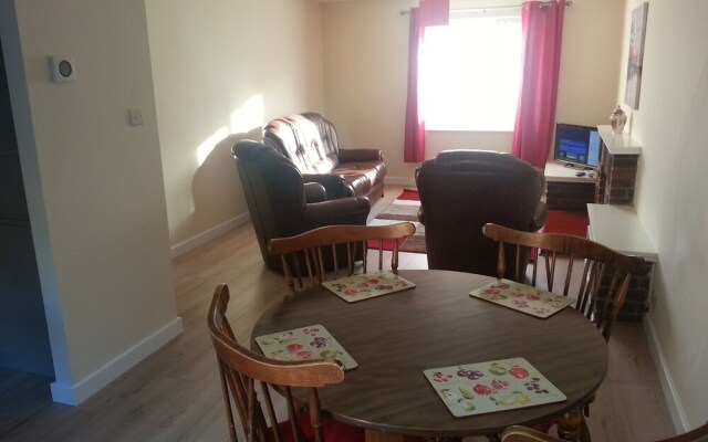 Immaculate 3-bed House in Bristol BS9