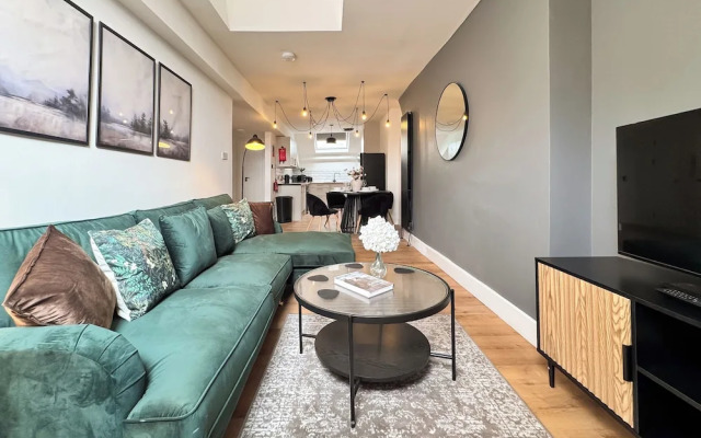 2 Bedroom Queen Street