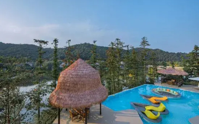 Moganshan Sky Swimming Pool Resort