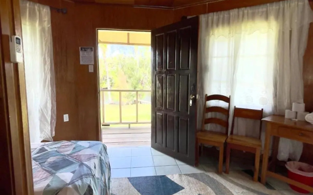 Lamanai Riverside Retreat