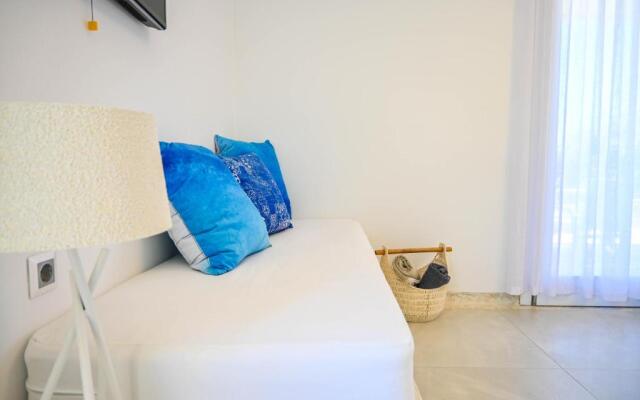 Schinoza Luxury Suites