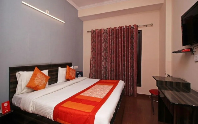 Hotel City Rooms Greater Noida by OYO Rooms