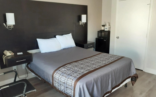 Travelodge by Wyndham Virginia Beach Bay Beach