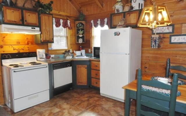 Sugar Plum - Studio Cabin