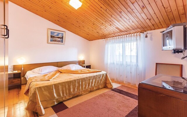 Stunning Apartment in Pula With 2 Bedrooms