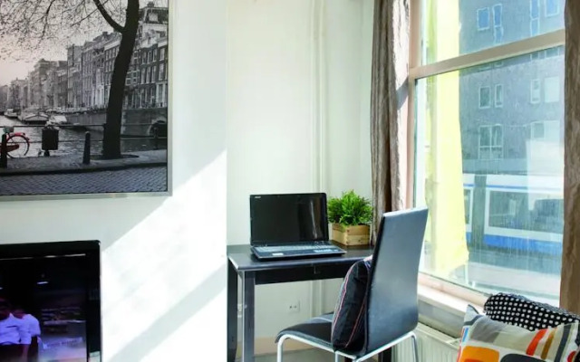 Amsterdam Cool Bed & Breakfast