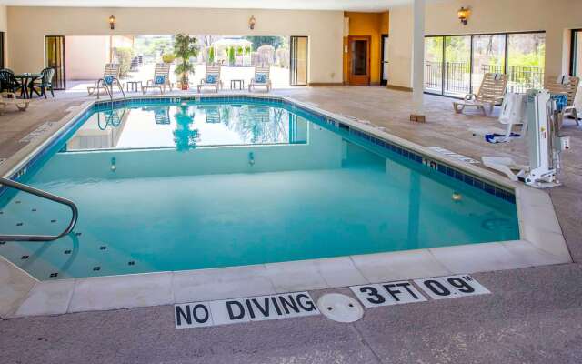 Comfort Suites University Area Notre Dame - South Bend