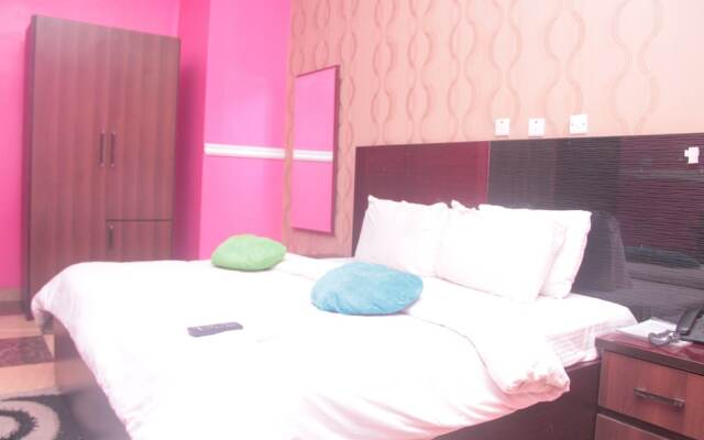 Titanic View Hotel & Suites Ltd