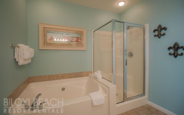 Legacy Towers-Legacy I 1303 Penthouse