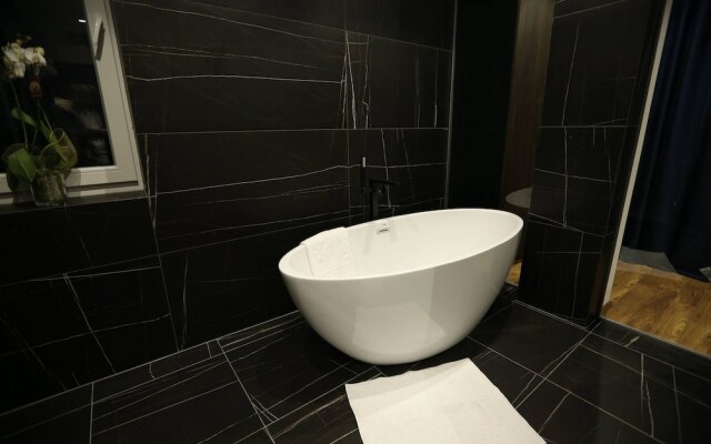Astoria Luxury & Spa