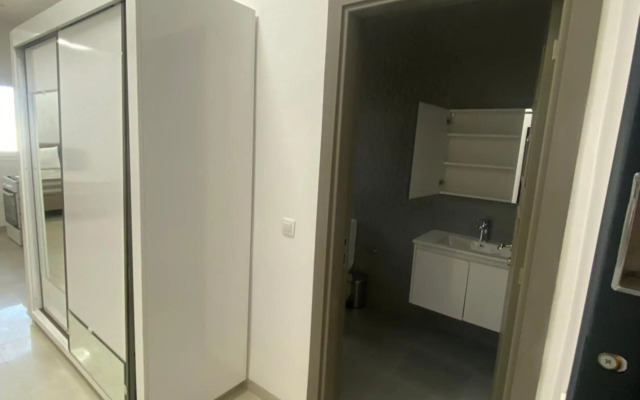 Studio Moderne et Élégant