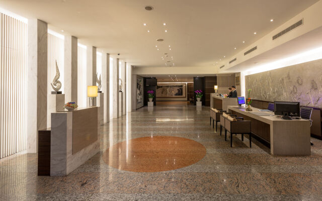 Sol Hotel