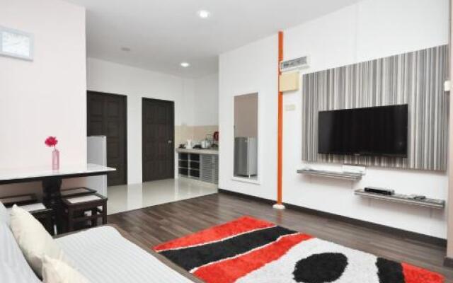 Ada Hotel & Apartment