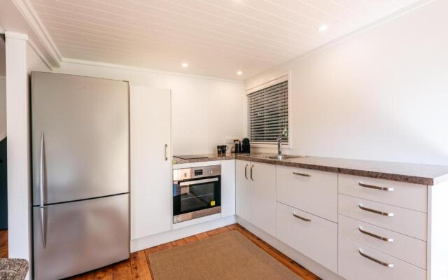 Kina Cottage