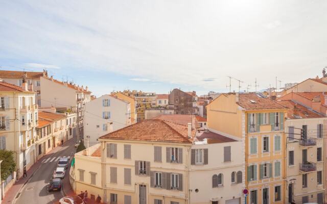 Patricia Apartment 2