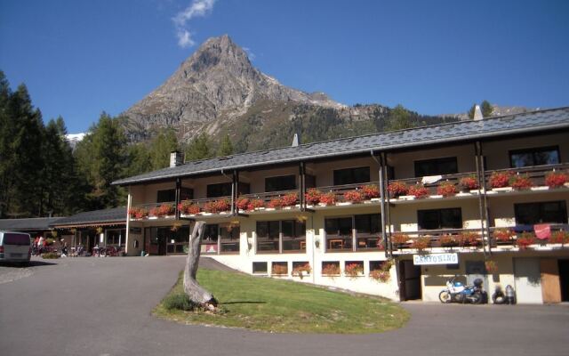 Châlet Hôtel Skiroc