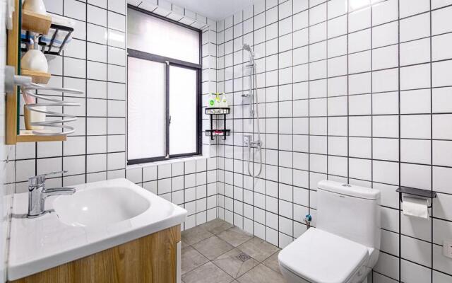 Changsha Furong·Changsha Railway Station· Locals Apartment 00159160