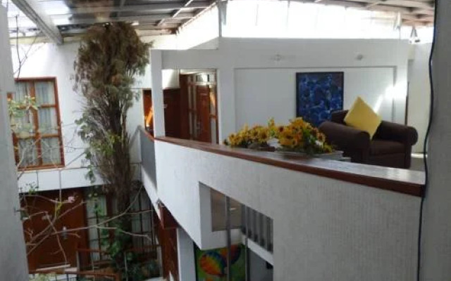 Hotel Q