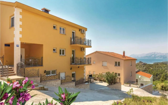 Studio Apartment in Krvavica