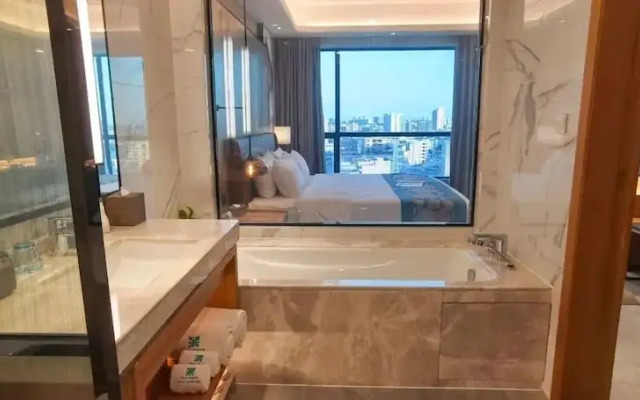 Rising Dragon International Hotel