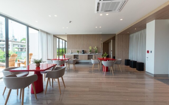 Manzanillo Beach 2BR Aparment by Huespedia 617