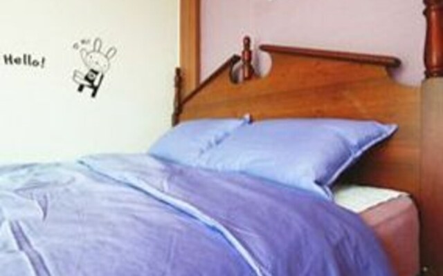 Anmyeondo Blue Ara Pension