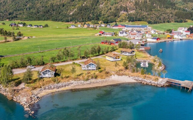 Stunning Home in Fjærland With 3 Bedrooms
