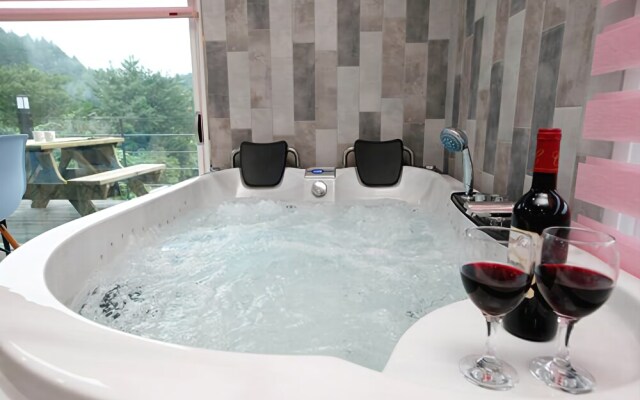 Gapyeong Ku Ing Spa Pension