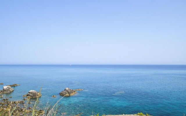 Stunning Apartment in Briatico With 1 Bedrooms and Wifi