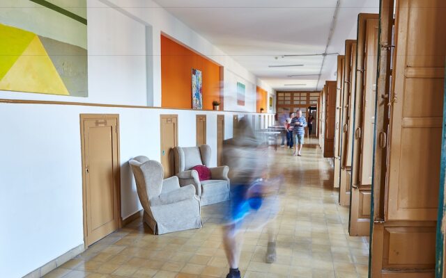 Albergue Seminario Menor - Hostel