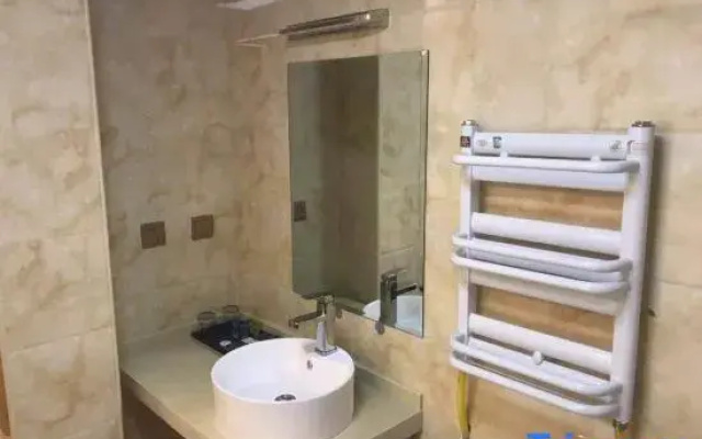 Hezuo Bangke Express Hotel