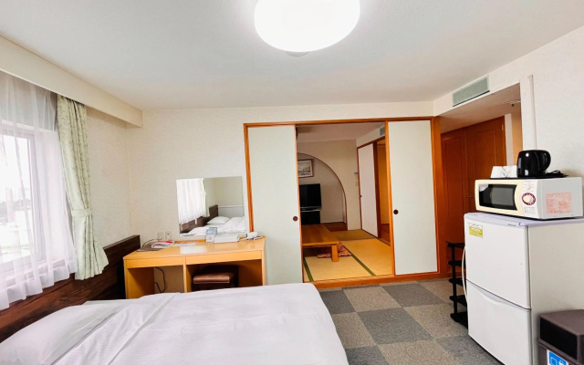 Hotel OROX – Guest Rooms – Naha
