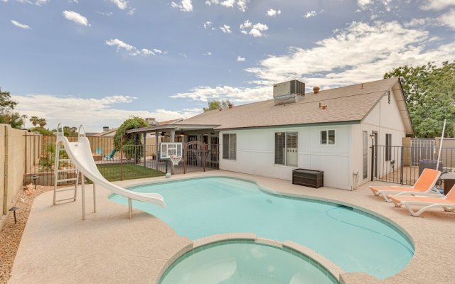 Family-friendly Peoria Home w/ Pool & Fire Pit!