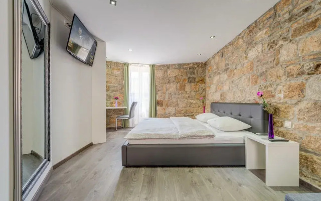 Split Suites - Center Rooms Olga i Petra