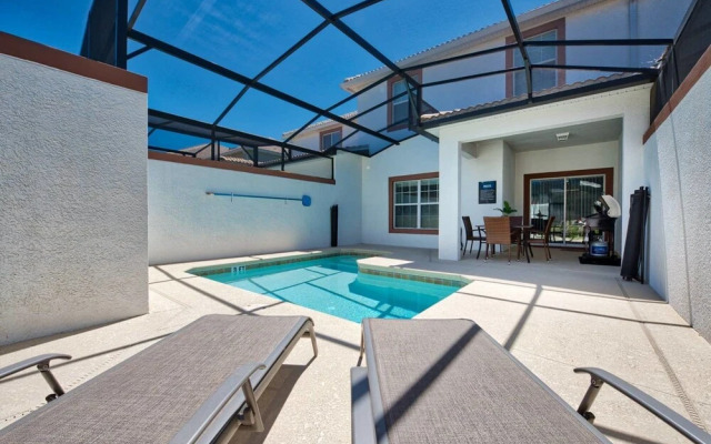 Pleasant Townhouse at Storey Lake
