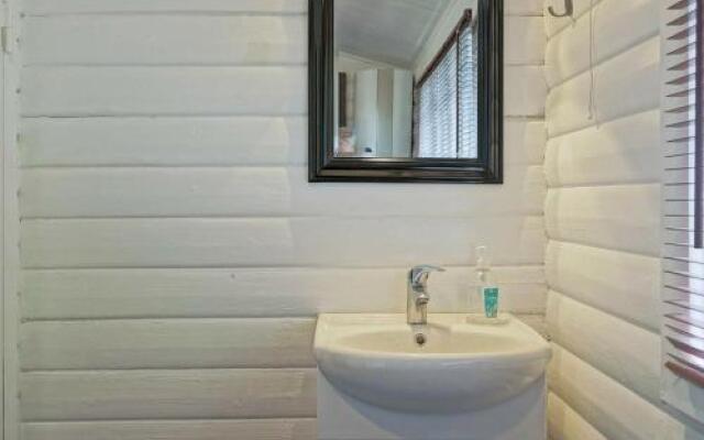 Two-Bedroom Holiday home in Allinge 13