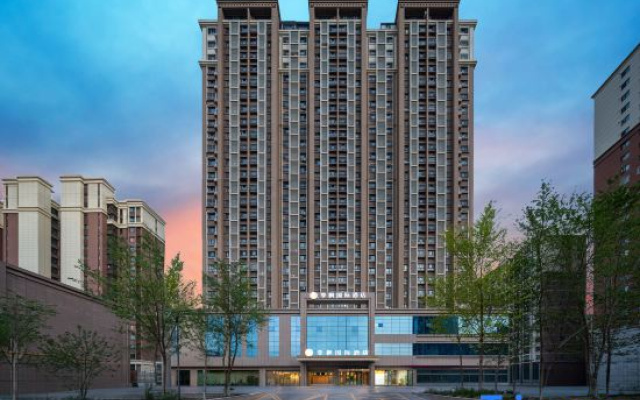 Jifeng International Hotel (Korla No.9 Warehouse Cuckoo River Branch) — 3-star hotel in Korla